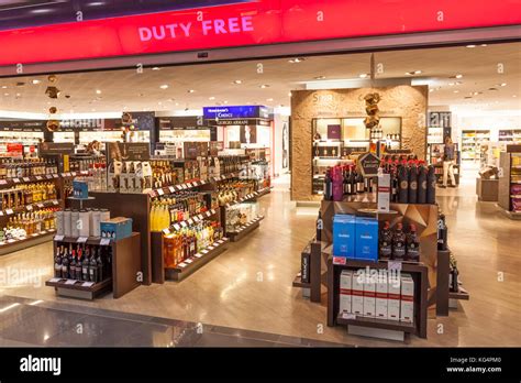 frankfurt international airport duty free shopping.